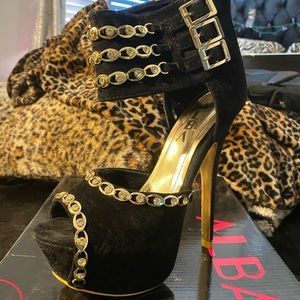 Black and gold chain high heels